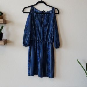 Slit sleeve dress size S